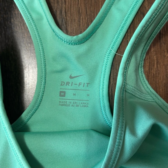 Nike Green Sports Bra - Picture 2 of 4